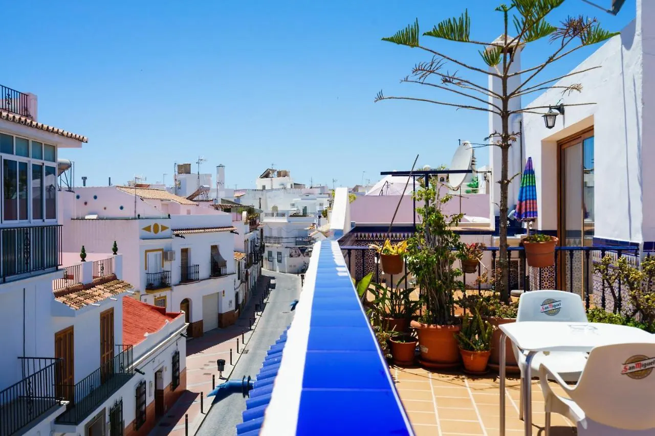 Apartamentos Pepe Mesa 네르하