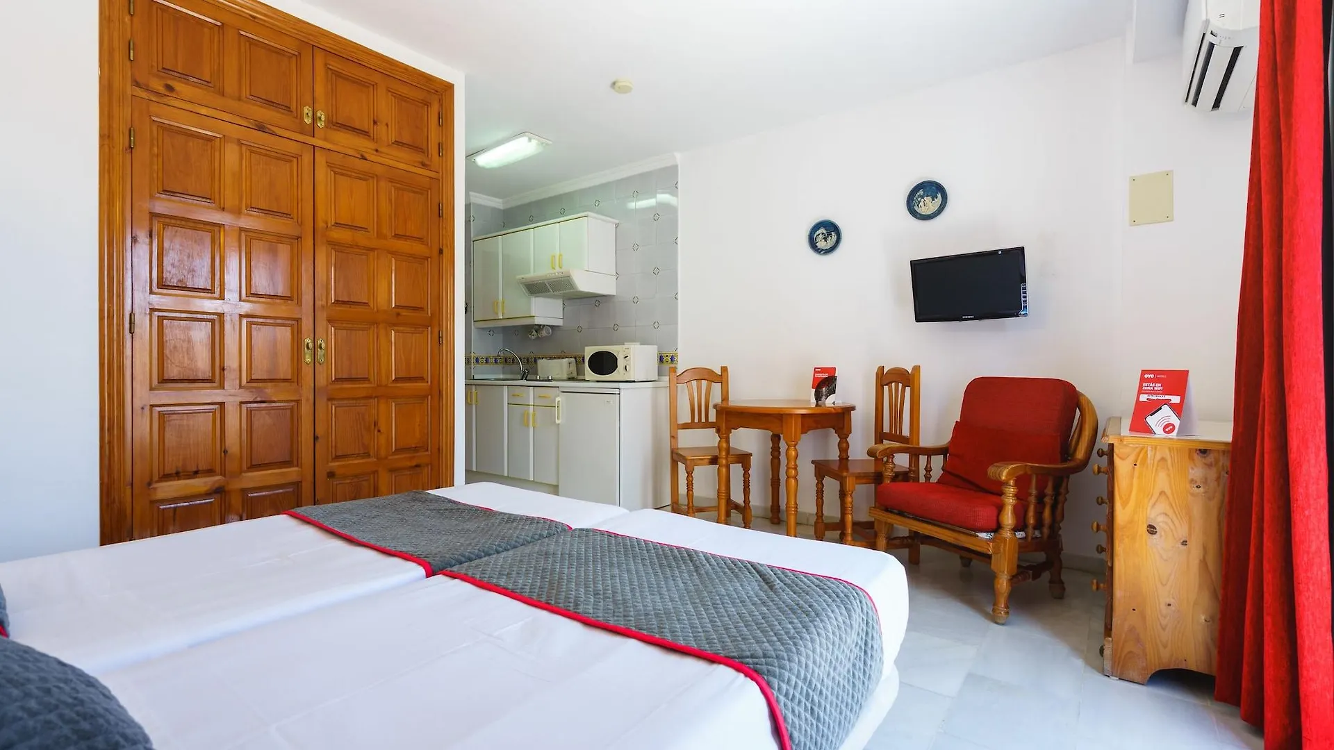 Apartment Apartamentos Pepe Mesa Nerja Spain