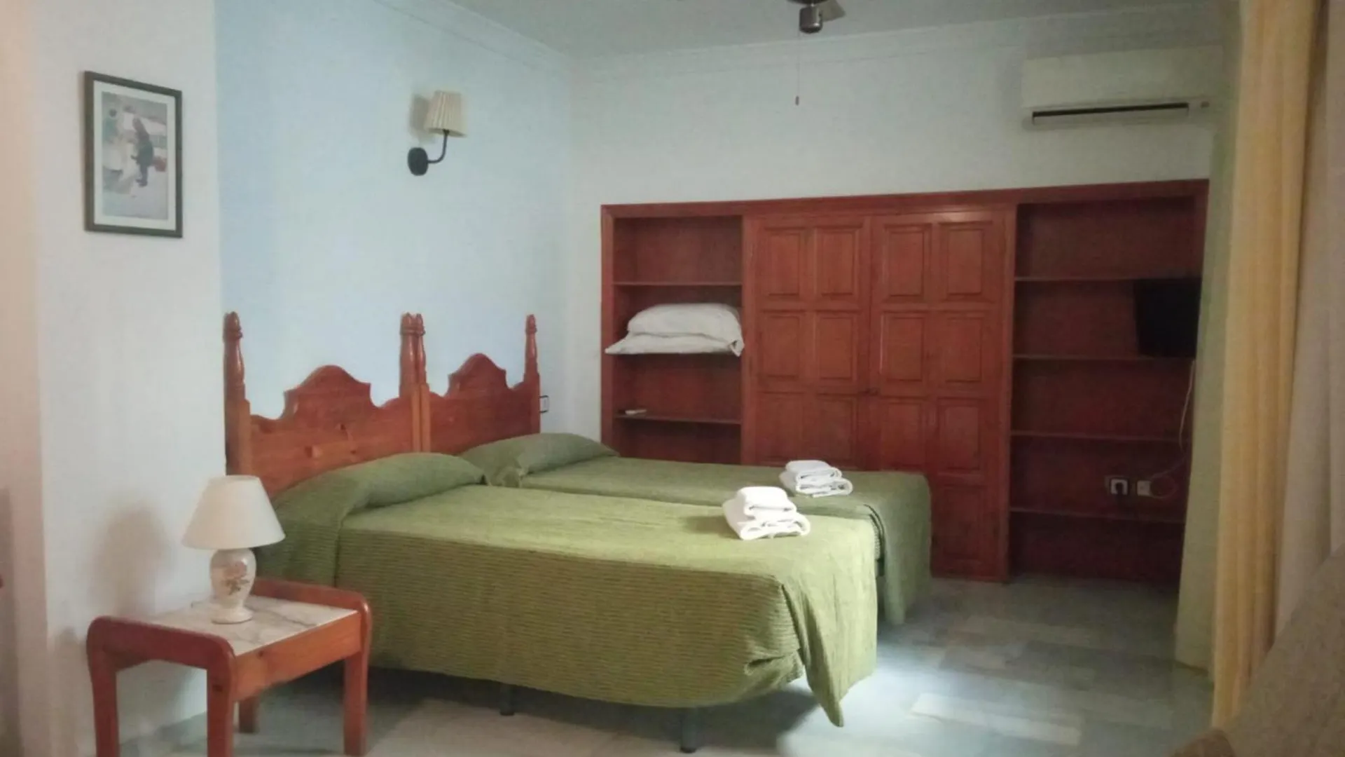 Apartamentos Pepe Mesa Nerja 0*,  Spain